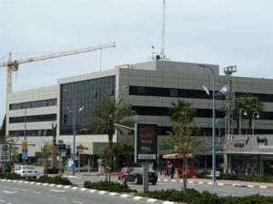 משרדים להשכרה בהרצליה - בניין מרכזים 2001