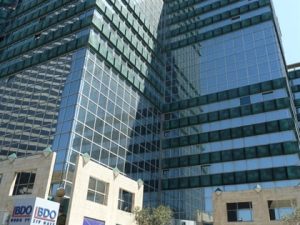 אולמות תצוגה בתל אביב - בית אמות ביטוח