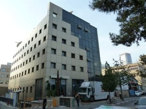 אולמות תצוגה בתל אביב - בית JCS