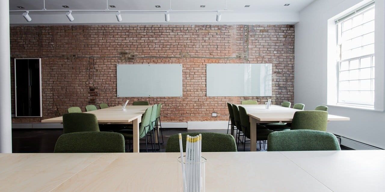 משרד להשכרה בקיסריה