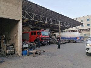 מבנה תעשייתי עם סככה וחצר להשכרה בחיפה