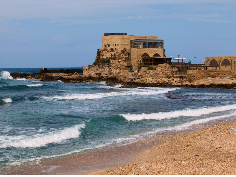 מחסנים להשכרה בקיסריה